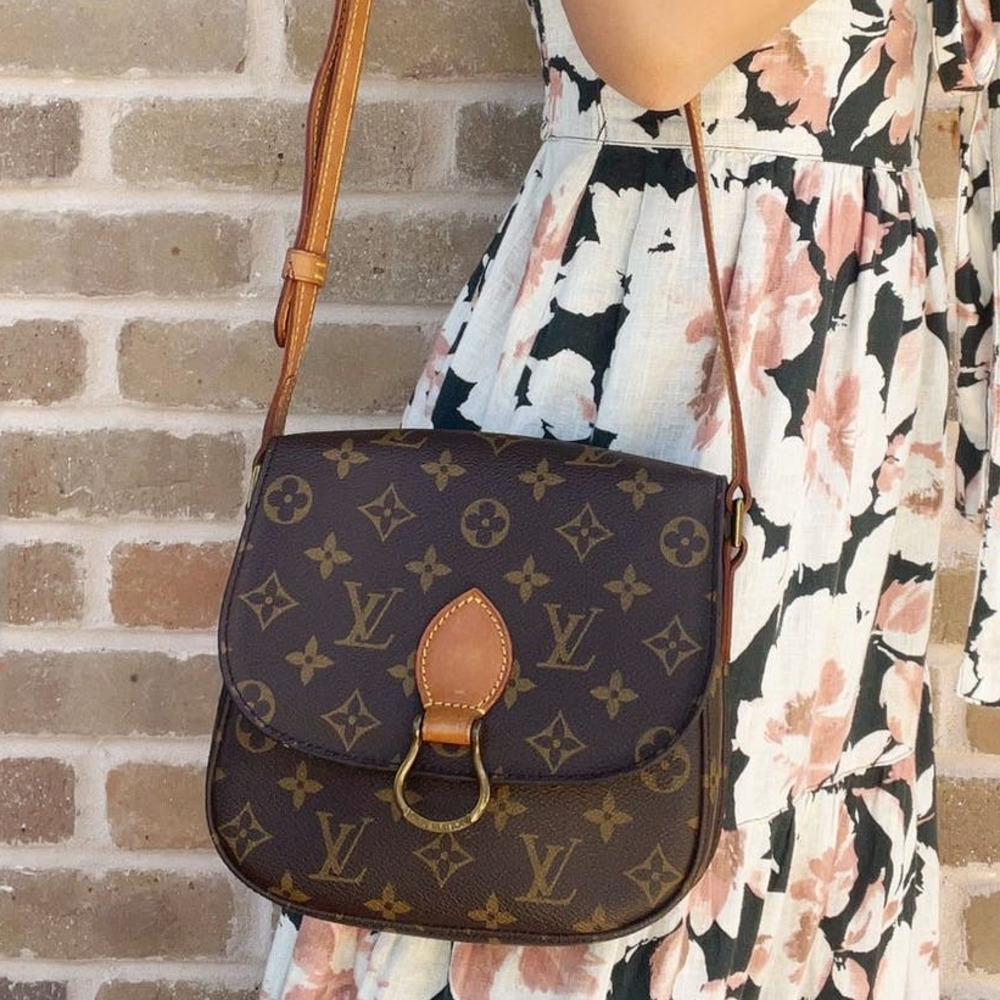💎✨Authentic✨💎Louis Vuitton Monogram Saint Cloud GM Crossbody Bag